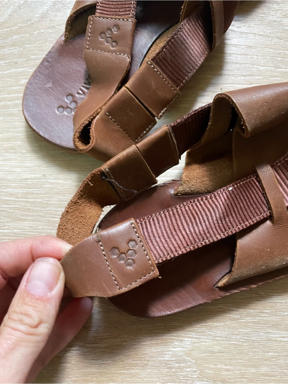 Vivo Barefoot Cognac Brown Leather Open-Front Sandals - Picture 2 of 7